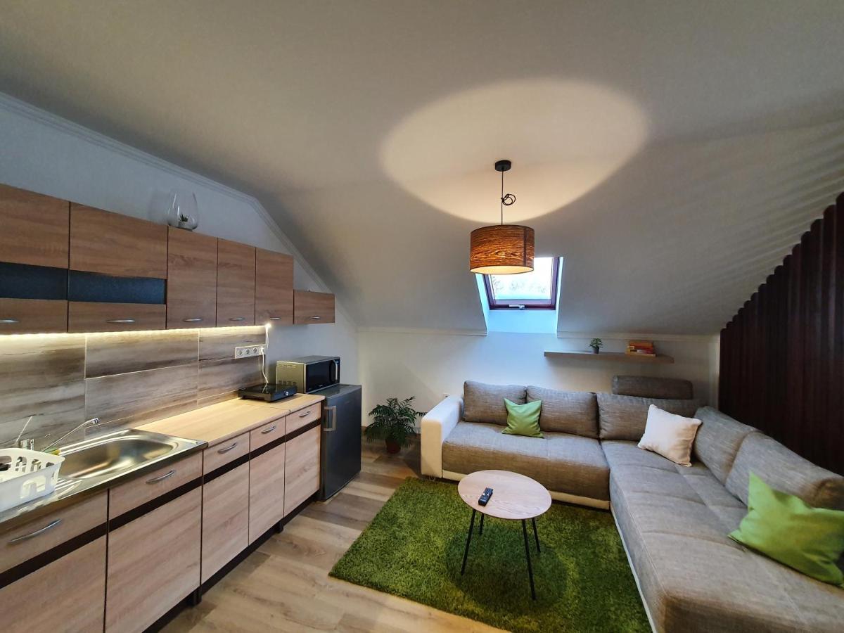 Reteskert Vendeghaz Es Apartman Belapatfalva Bagian luar foto